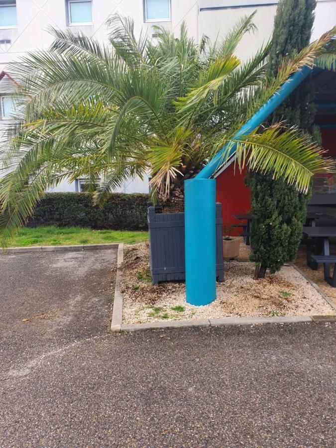 Hotelf1 Lyon Isle D'Abeau Ouest St Exupery Saint Quentin-Fallavier Dış mekan fotoğraf