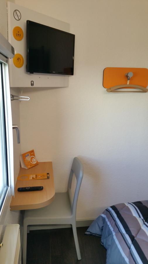 Hotelf1 Lyon Isle D'Abeau Ouest St Exupery Saint Quentin-Fallavier Dış mekan fotoğraf