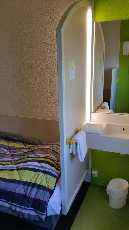 Hotelf1 Lyon Isle D'Abeau Ouest St Exupery Saint Quentin-Fallavier Dış mekan fotoğraf